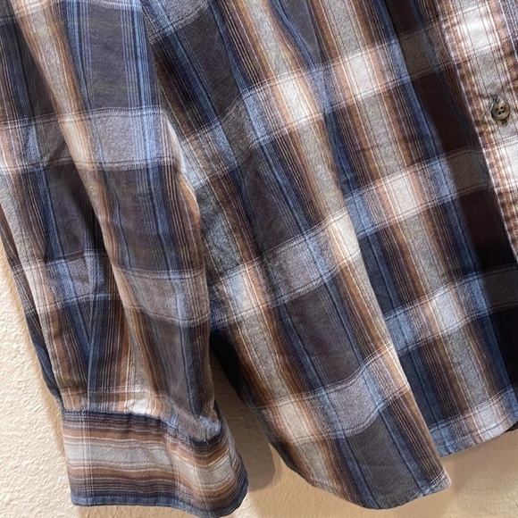 Eddie Bauer relaxed fit plaid button down XXXL Tall - Picture 2 of 7